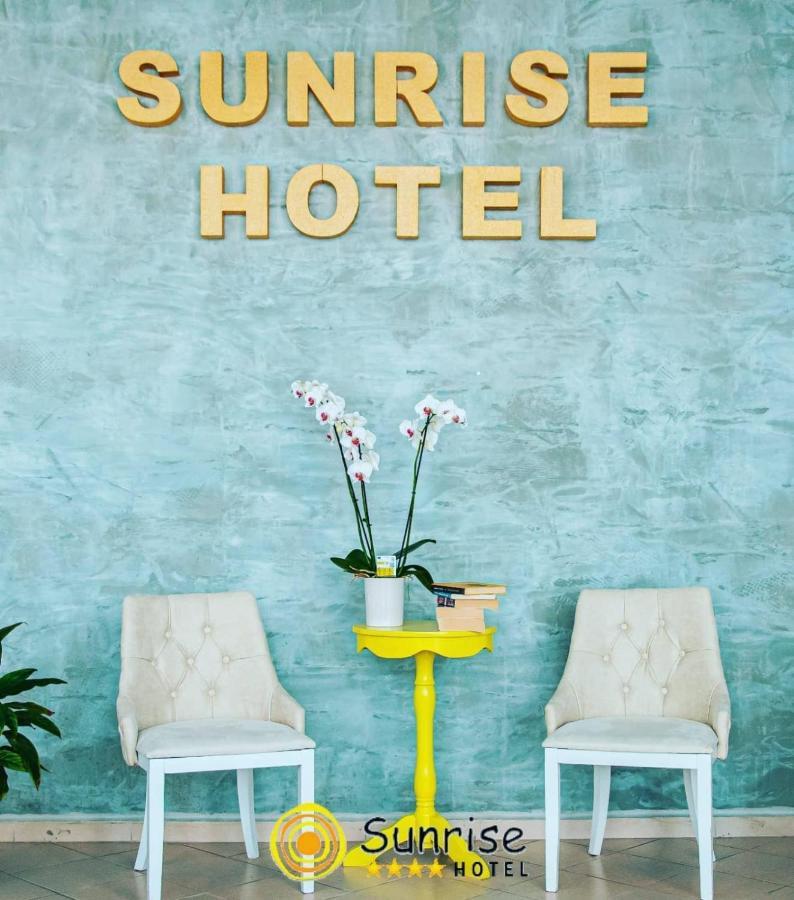 Sunrise Hotel Saranda Extérieur photo
